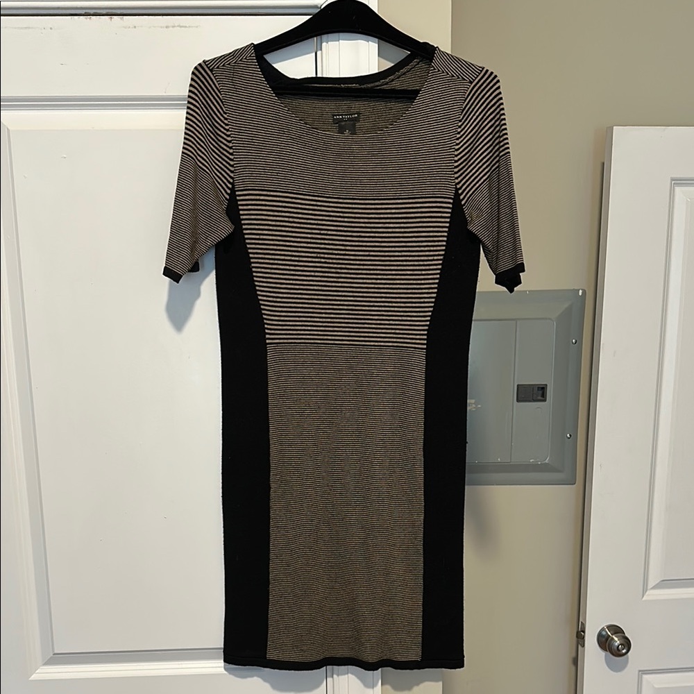 Ann Taylor Black and Tan Dress